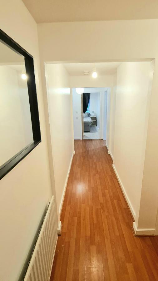 Lovely 3 Bedroom Apartment - Free Parking Edinburgh Exterior photo