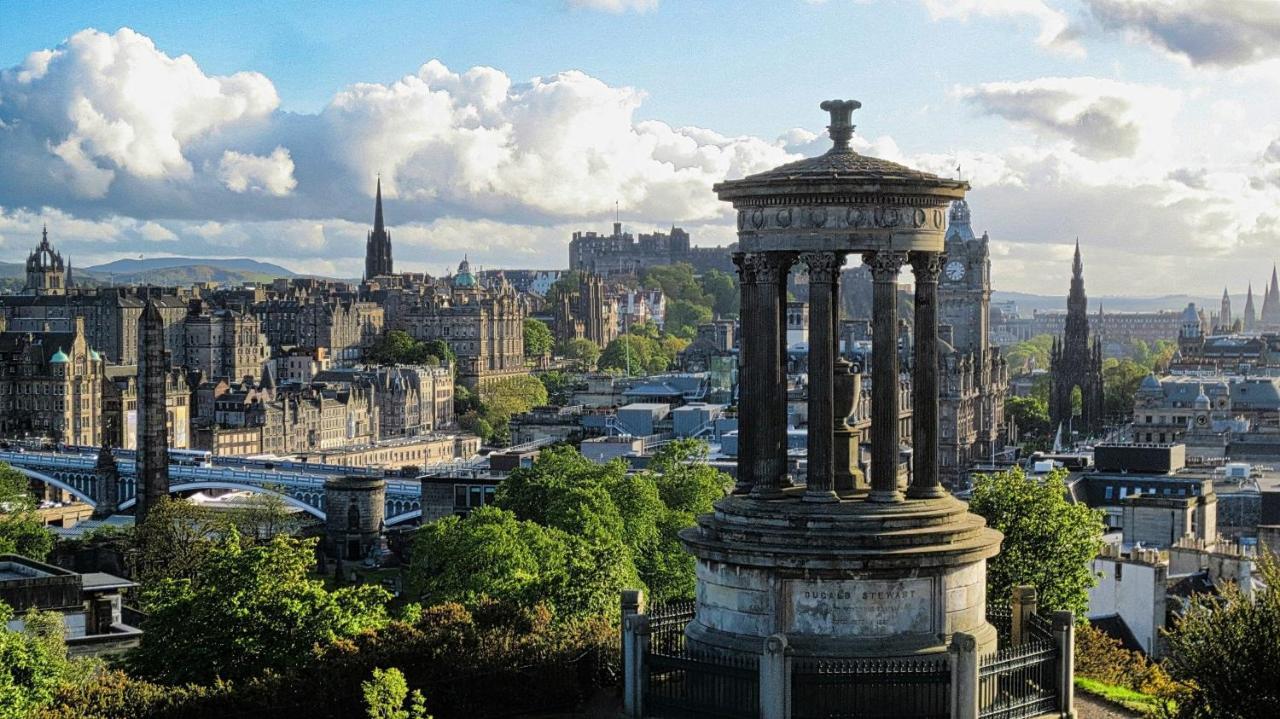 Lovely 3 Bedroom Apartment - Free Parking Edinburgh Exterior photo